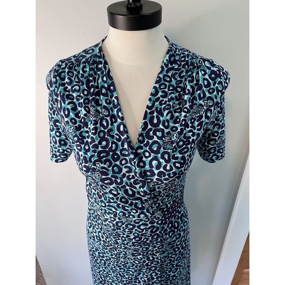 Lilly Pulitzer Womens size XS Blue Adalie Leopard Print Wrap Dress Short Sleeve - Picture 3 of 9